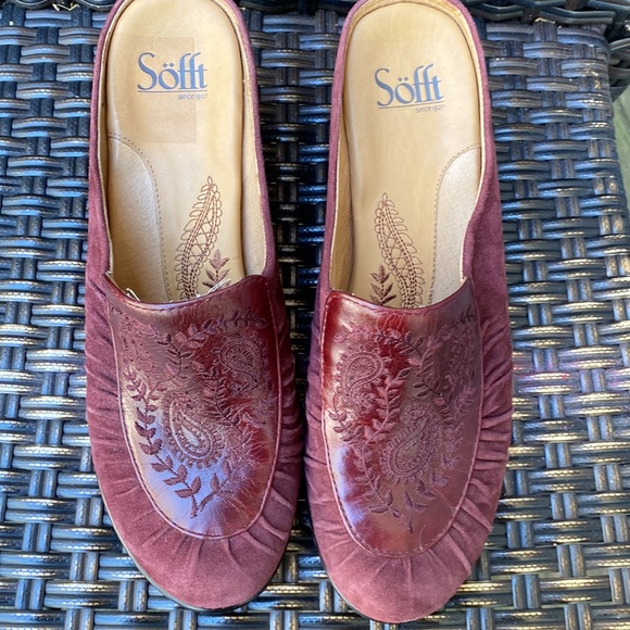 Sofft Camille Aubergine Red Suede Mules - Picture 10 of 11